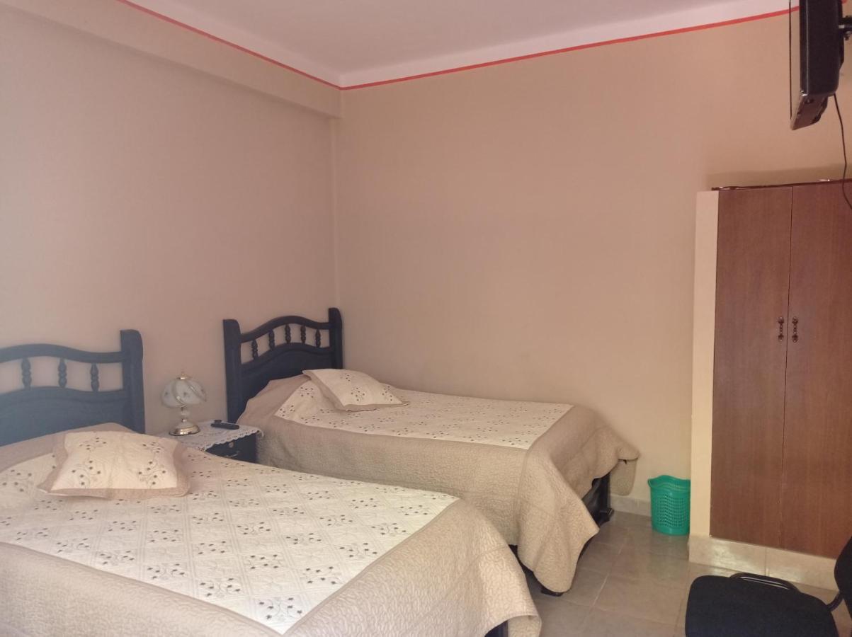 Hostal Aramayo Tupiza Eksteriør billede